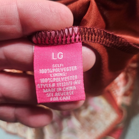 NWOT Flying Tomato Top Blouse Women Large Paisley Print w Inner Tank Maroon Tone - Picture 6 of 12